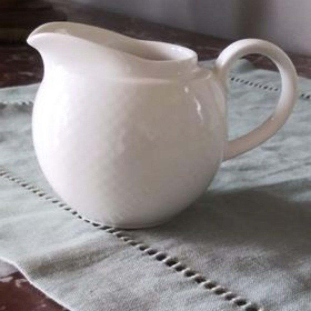 Villeroy & Boch creamer